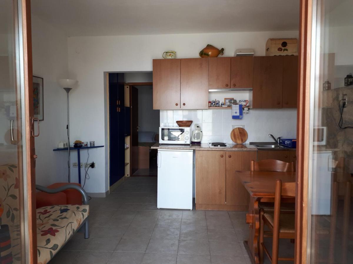 Apartmani Sikic Метайна Экстерьер фото